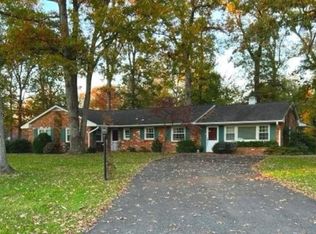 6432 Lignum St, Springfield, VA 22150