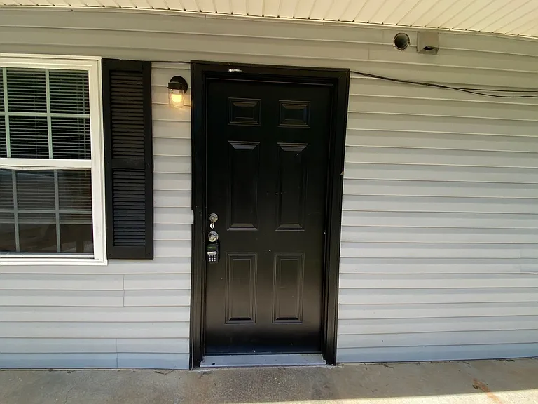 124 Bowen St #H — Photo 2