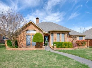 1237 Shawnee Trl, Carrollton, TX 75007