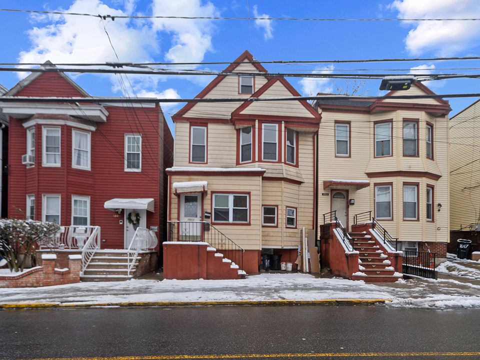 1st image of 1011 76th St