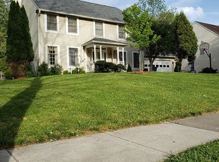 3737 Grosvenor Dr, Ellicott City, MD 21042