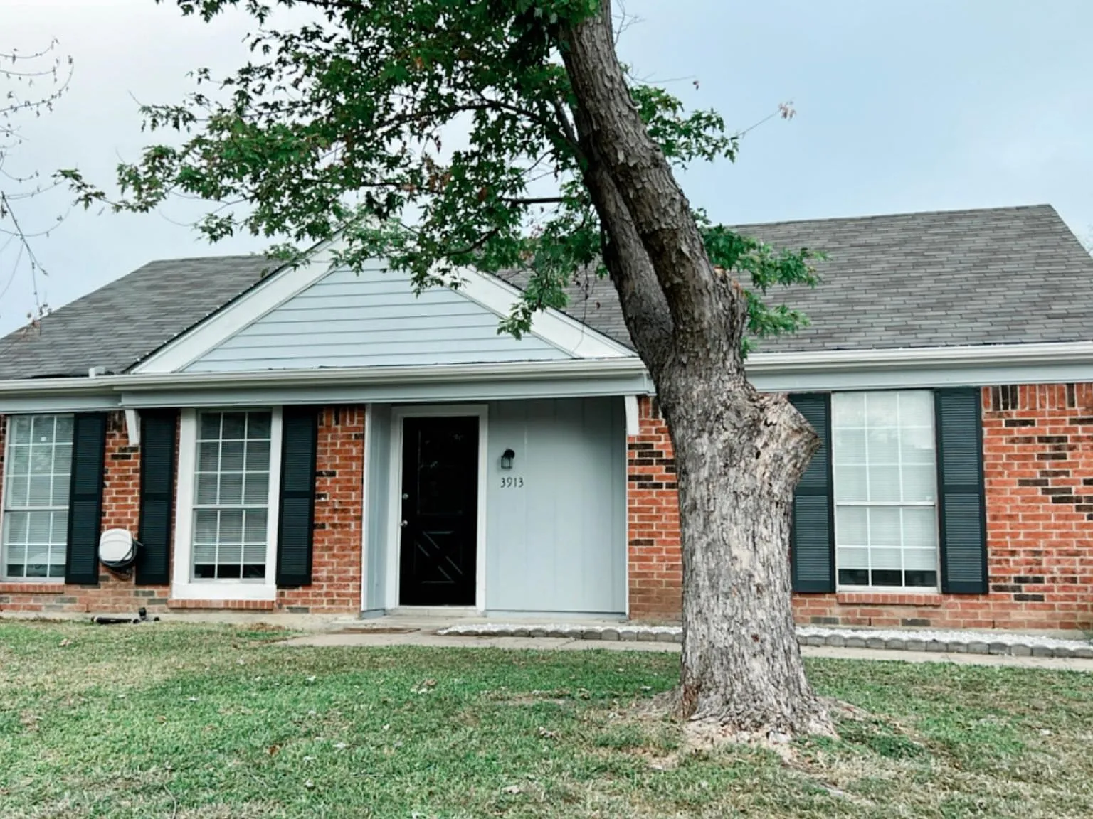 3913 Springside Dr — Photo 3