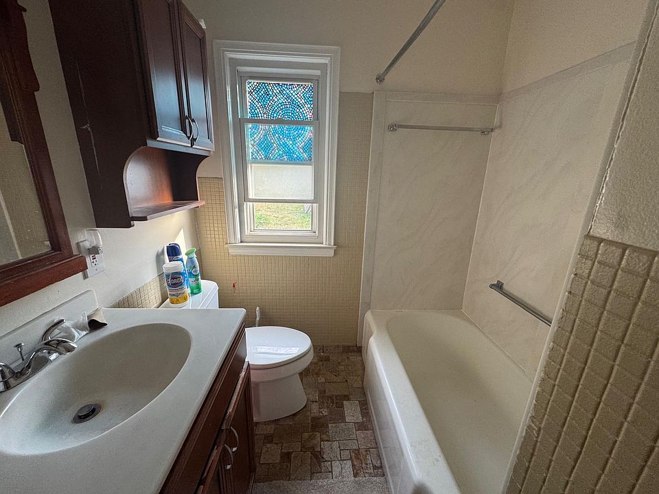 24811 Notre Dame St, photo 7