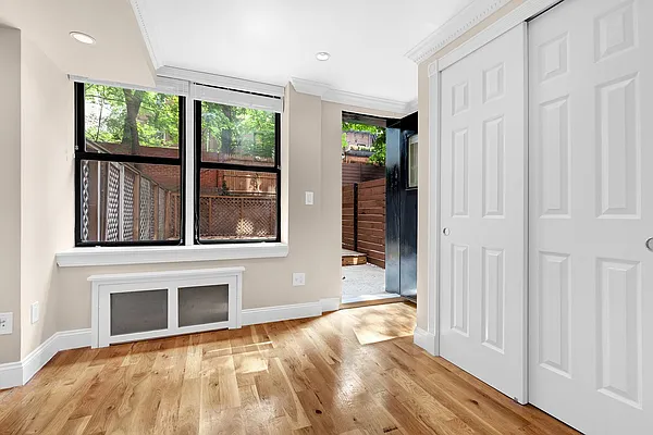 Rented by Cooper & Cooper Real Estate | media 11