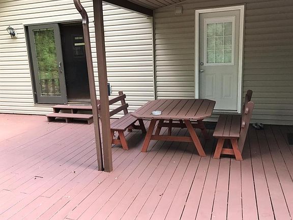 5th image of 799 Cherokee Dr