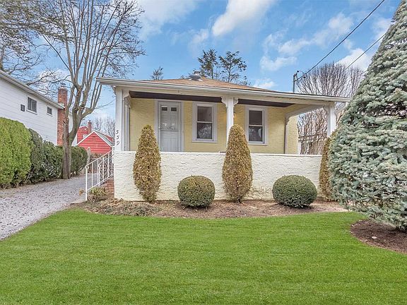 2nd image of 559 Wadleigh Ave