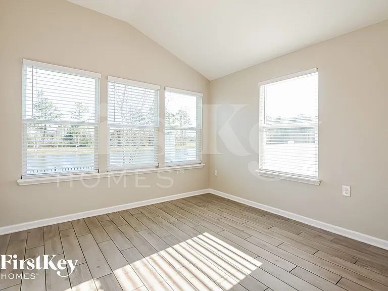 11637 Lake Chub Dr — Photo 7