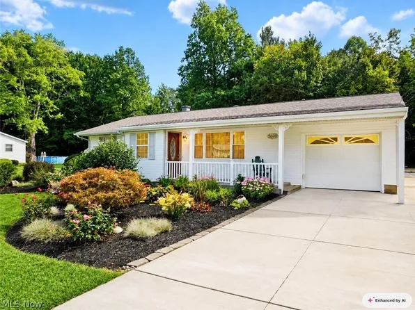 3040 Spencer Cir E, Geneva, OH 44041