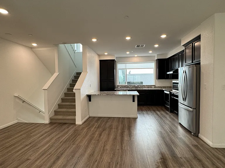 2F Living Room & Kitchen