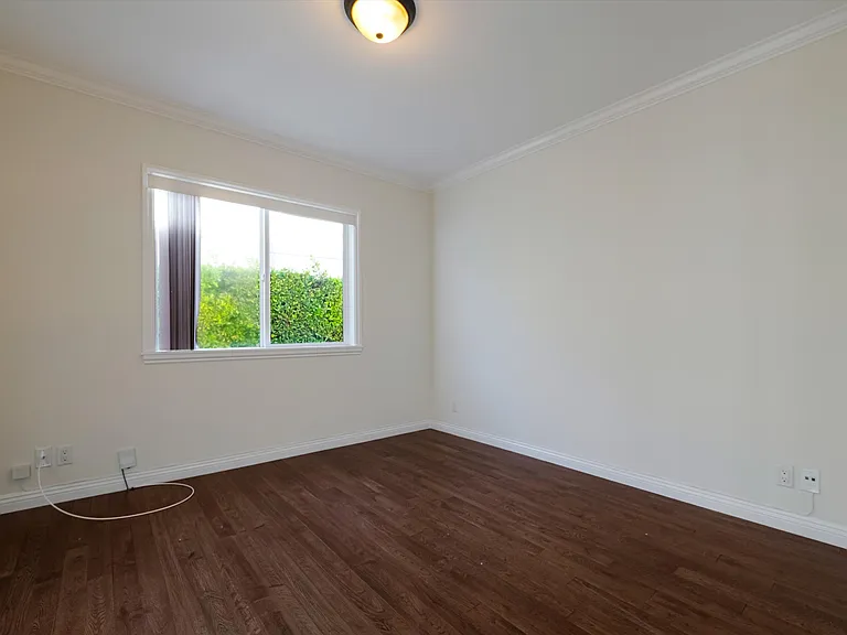 809 N La Jolla Ave — Photo 20