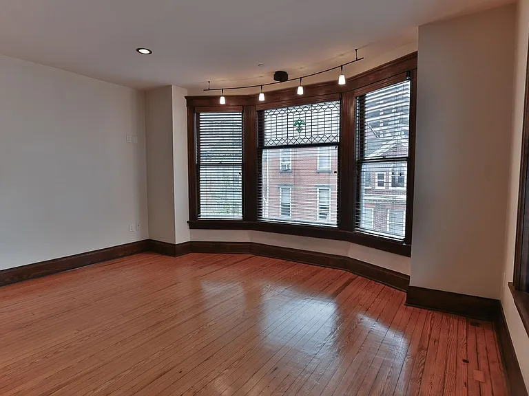 223 Pine St — Photo 25
