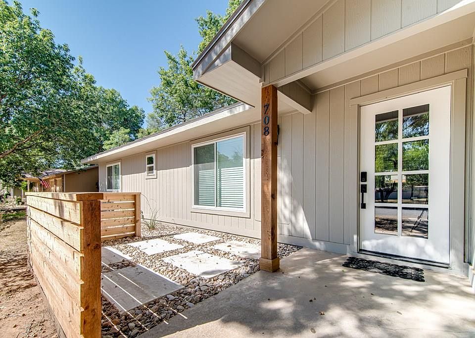708 Sunset St, Fredericksburg, TX 78624 Zillow