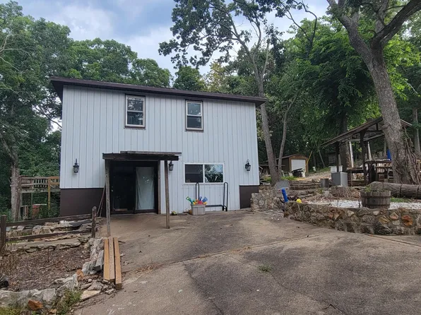 17428 Thornleigh Rd, Hughesville, MO 65334
