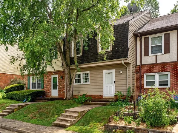 1141 Mountain View Dr, Harrisonburg, VA 22801