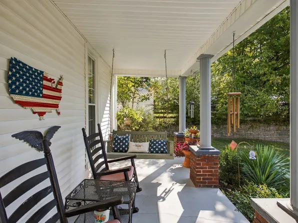 316 E College St, Pulaski, TN 38478