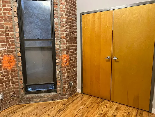 Rented by Premier One Realty LLC | media 4