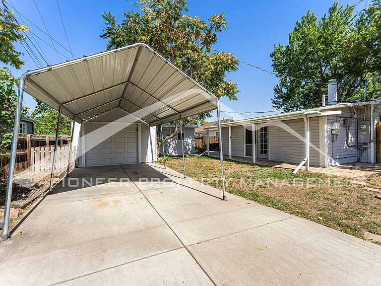 1649 S Xavier St — Photo 21