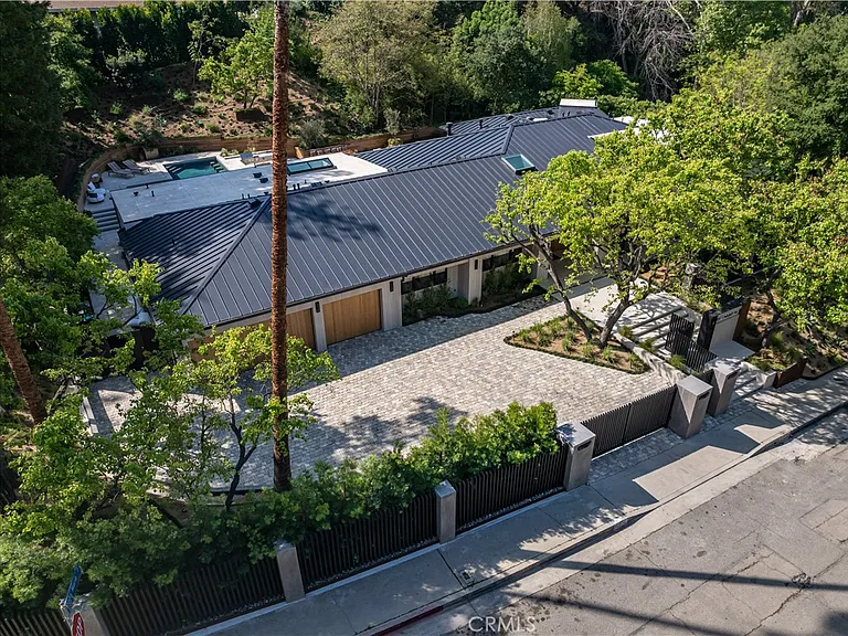 3187 Oakdell Rd — Photo 63