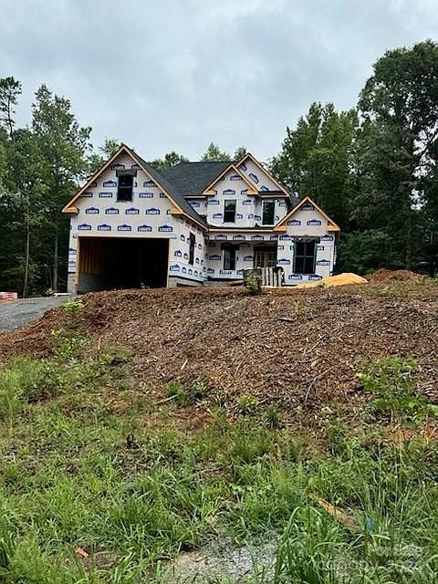 1st image of 5864 Kingsway Blvd