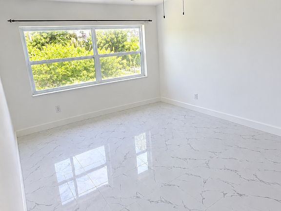 5th image of 4455 Duhme Rd APT 110