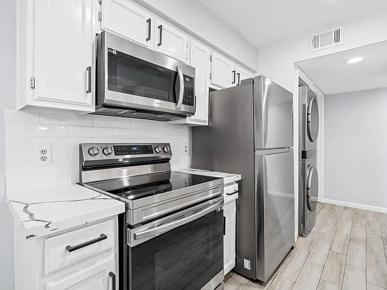 14600 Fonmeadow Dr #602 — Photo 4