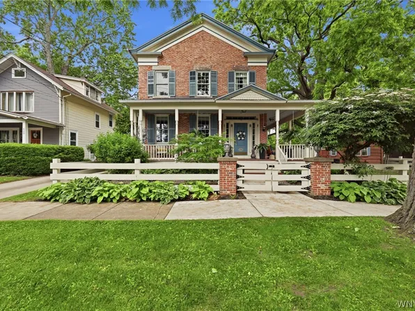 626 Main St, Youngstown, NY 14174