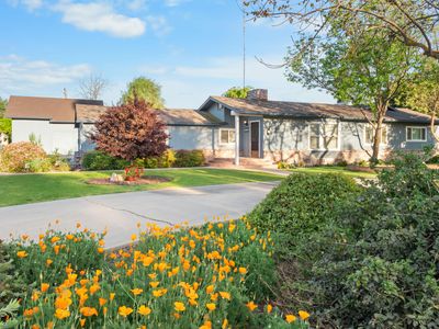 214 N Linwood Street, Visalia, CA, 93291