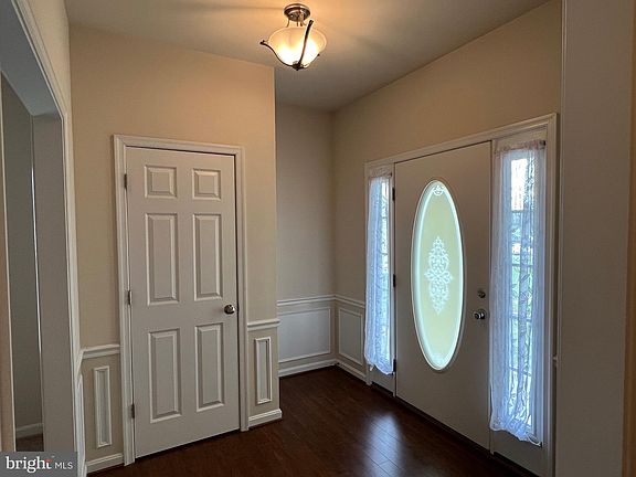 4th image of 1403 Potomac Ave