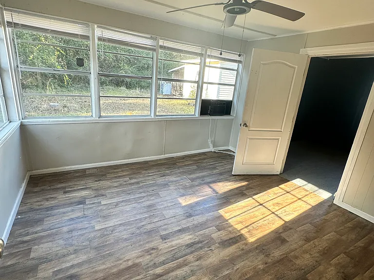 1034 Boys Club Rd — Photo 32