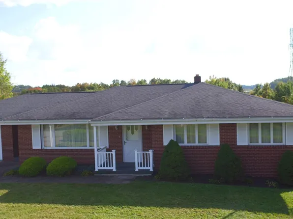 5067 Pennsylvania St, Export, PA 15632