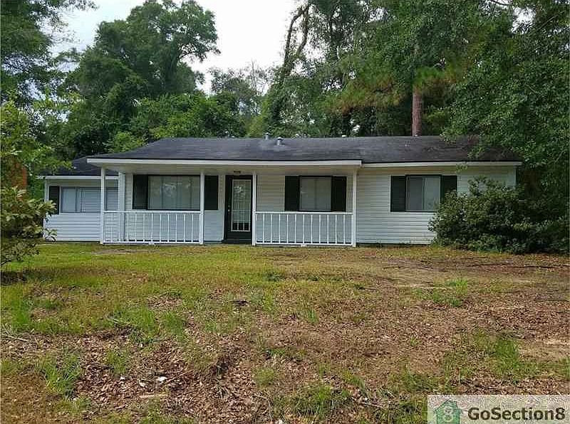2nd image of 4082 Springdale Rd