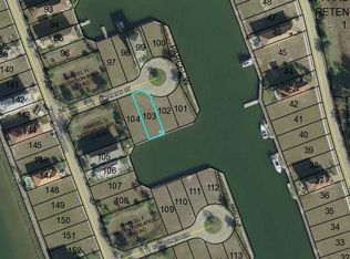 7 Captains Ct, Palm Coast, FL 32137