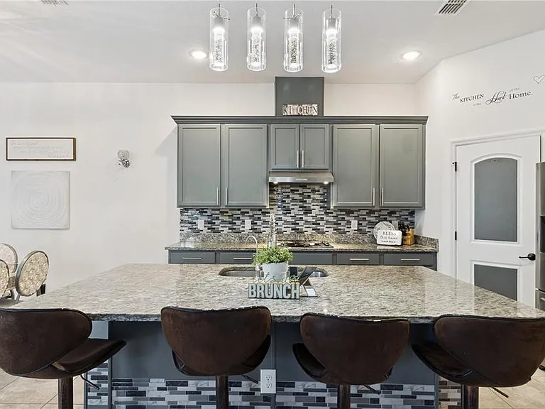 2264 Emerald Springs Dr — Photo 13