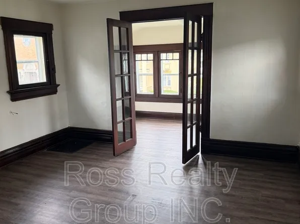 413 Sandusky St, Toledo, OH 43611