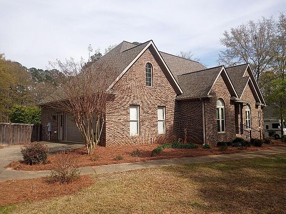 2nd image of 381 Hickory Ridge Rd