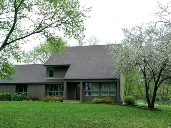 16306 Collins Rd, Woodstock, IL 60098