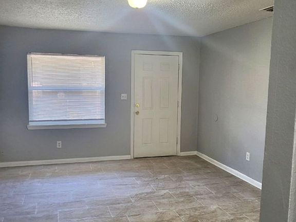 2nd image of 8215 N Klondyke St APT B