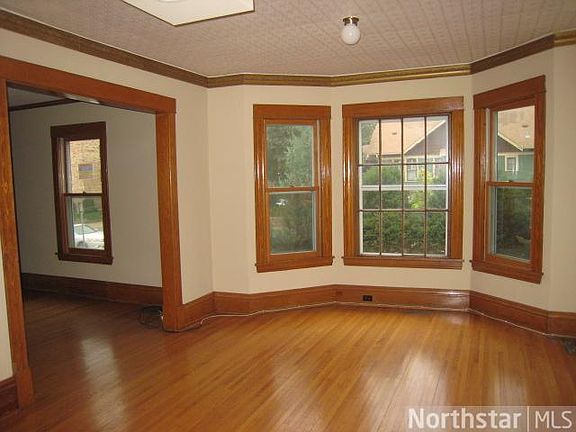 4th image of 3601 Dupont Ave S