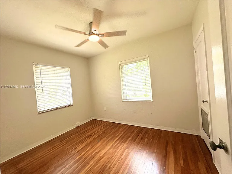7734 SW 55th Ave #B — Photo 10