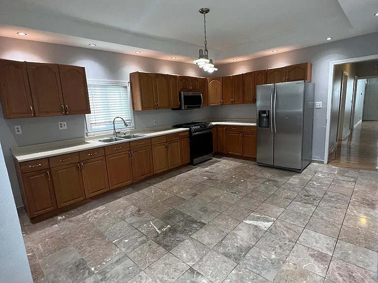 94 Rockaway St #1 — Photo 14