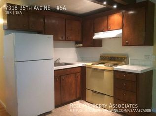 7318 35th Ave NE #5A, Seattle, WA 98115