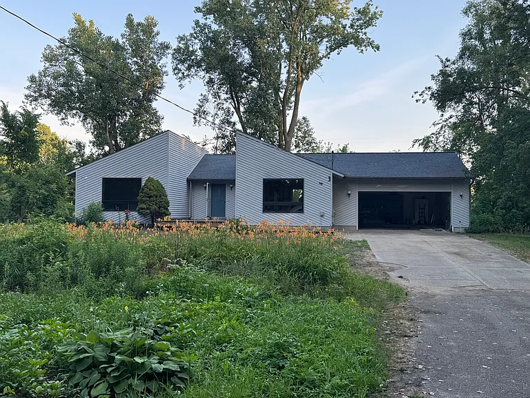 6500 Bauer Rd — Photo 1