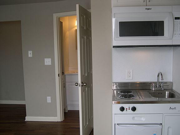 4th image of 3631 Kutztown Rd #3635