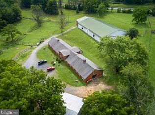 746 Upper Pine Creek Rd, Chester Springs, PA 19425