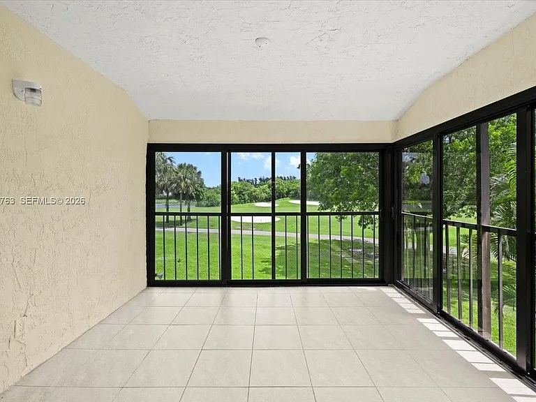 7944 Eastlake Dr #D — Photo 11