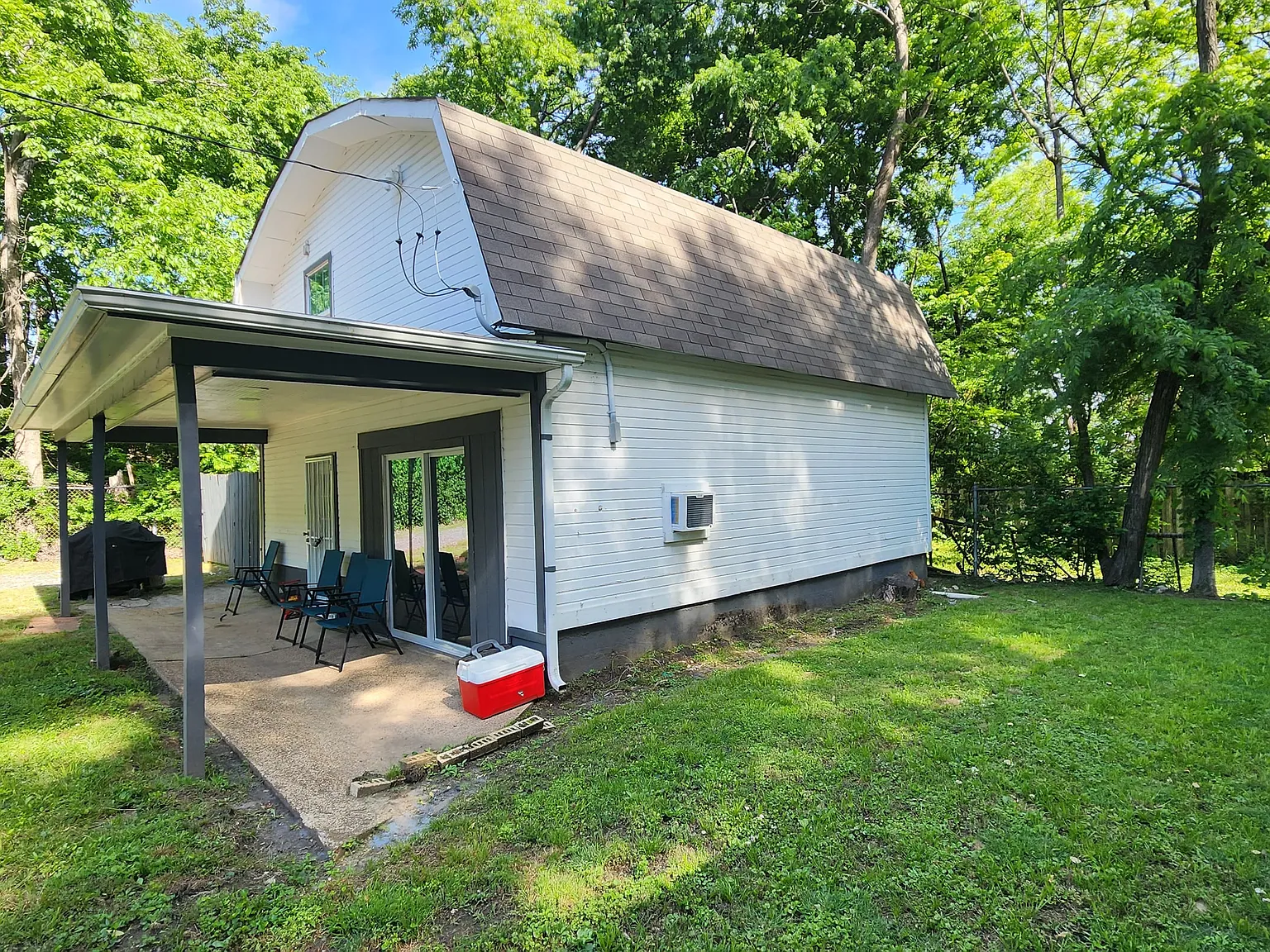 3 bed, 1250 sqft, $3,900 — Photo 4