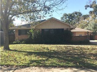 1311 Valleta Dr, Houston, TX 77008
