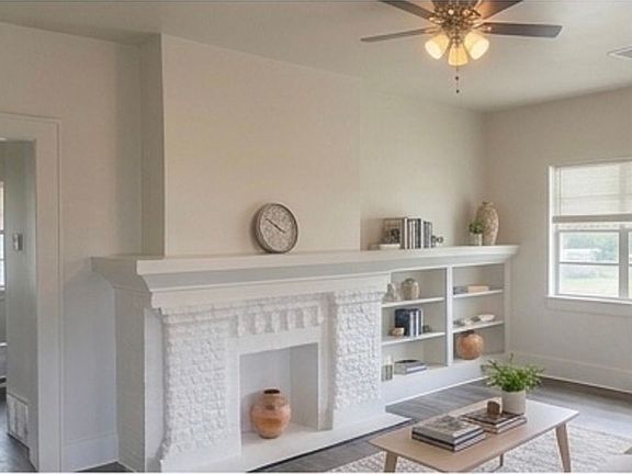 2nd image of 1726 NW 38th St #1726