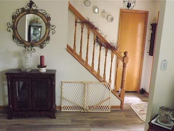 2nd image of 4031 Hunters Brook Ct