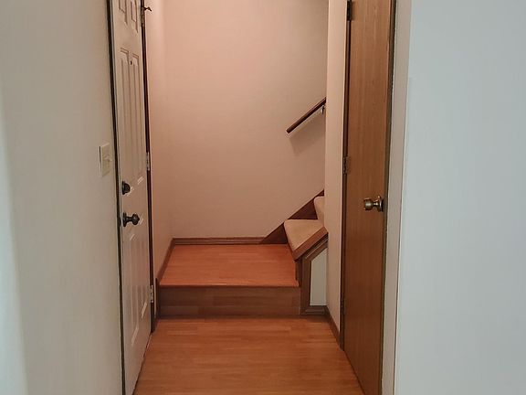 2nd image of 410 Bluestem Ave
